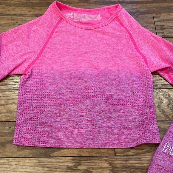 PINK Victoria’s Secret pink ombré seamless crop top size small - Picture 4 of 8